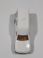 1995 NewRay Ambulance White HO Scale Plastic Die Cast Toy Car Vehicle