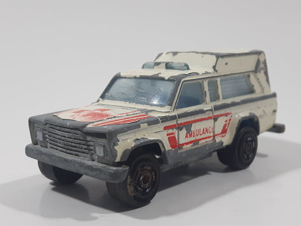 Vintage Majorette No. 269 Ambulance White 1/64 Scale Die Cast Toy Car Vehicle