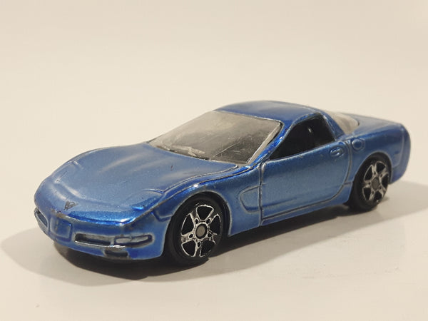 Maisto '97 Chevrolet Corvette Metallic Light Blue Die Cast Toy Car Vehicle