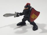 1994 F-P Fisher Price Great Adventures Black Medieval Knight 2 3/8" Tall Toy Action Figure