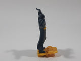 2020 Kinder Surprise DC Comics Justice League Batman 2 5/8" Tall Toy Action Figure