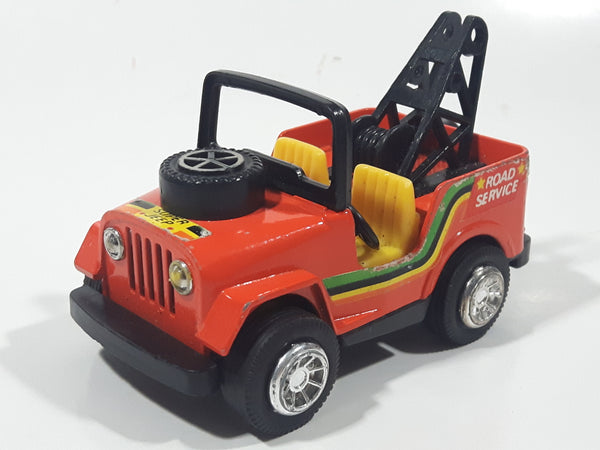 Vintage Polistil Super Jeep Tow Truck Road Service Gulf Orange Pressed Steel and Plastic Die Cast Toy Car Vehicle