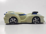 Maisto Fresh Paint Nite Crawler Cream White Die Cast Toy Car Vehicle