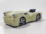 Maisto Fresh Paint Nite Crawler Cream White Die Cast Toy Car Vehicle