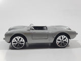 Maisto Porsche 550 A Spyder Silver Grey 1/64 Scale Die Cast Toy Car Vehicle