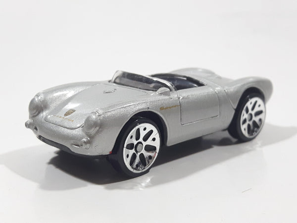 Maisto Porsche 550 A Spyder Silver Grey 1/64 Scale Die Cast Toy Car Vehicle