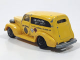 2017 Matchbox Hazardous Materials Team 1939 Chevy Sedan Delivery Van Yellow Die Cast Toy Car Vehicle