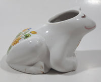 Vintage 1982 Avon Ceramarte 4 1/2" Long White Frog Ceramic Incense Potpourri Holder
