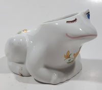 Vintage 1982 Avon Ceramarte 4 1/2" Long White Frog Ceramic Incense Potpourri Holder