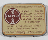 Vintage Bayer 12 Tablets Aspirin "Genuine" Small Pocket Size Tin Metal Hinged Pill Case EMPTY