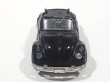 Unknown Brand No. 8602 Volkswagen Beetle Convertible Black 1/35 Scale Die Cast Toy Car Vehicle with Opening Doors Missing Parts
