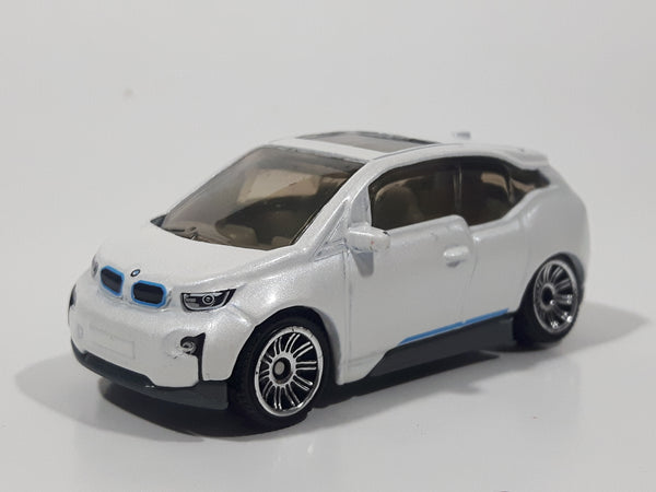 2021 Matchbox MBX EV & Hybrid 2015 BMW i3 White Die Cast Toy Car Vehicle