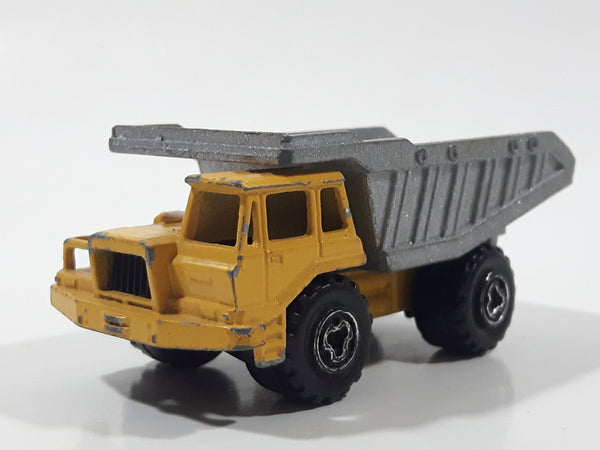 Majorette No. 274 Benne Carriere Quarry Super Dump Truck 1/100 Scale Yellow Grey  Die Cast Toy Car Vehicle