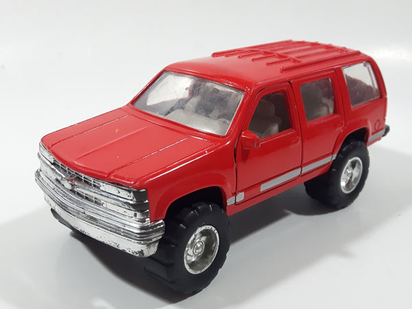 Tootsie Toy Hard Body 1996 Chevy Tahoe Red 1/32 Scale Die Cast Toy Car Vehicle with Opening Doors and Tail Gate