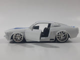 Jada Big Time Muscle No. 91385 1967 Shelby GT-500 White with Blue Stripes 1/32 Scale Die Cast Toy Car Vehicle with Opening Doors