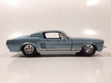 Maisto Special Edition 1967 Ford Mustang GT Metallic Light Blue 1/24 Scale Die Cast Toy Car Vehicle with Opening Doors and Hood