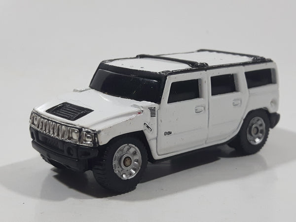 Maisto Hummer H2 White Die Cast Toy Truck SUV Vehicle