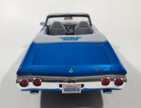 2005 Maisto Pro Rodz 1971 Chevrolet Chevelle SS Convertible Blue 1/18 Scale Die Cast Toy Car Vehicle with Opening Doors, Hood, and Trunk New in Box