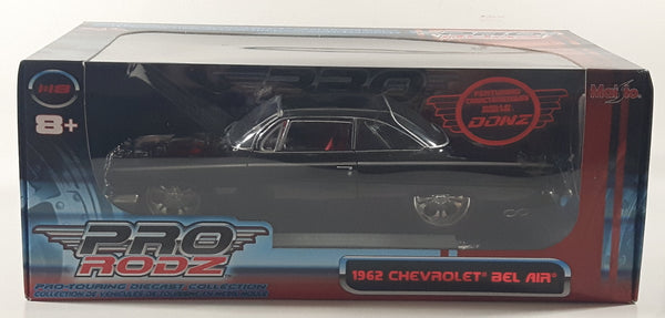 2005 Maisto Pro Rodz 1962 Chevrolet Bel Air Black 1/18 Scale Die Cast Toy Car Vehicle with Opening Doors, Hood, and Trunk New in Box