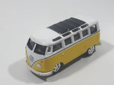 2002 Johnny Lightning Volkswagen 21 Window Bus Yellow Die Cast Toy Car Vehicle
