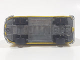 2002 Johnny Lightning Volkswagen 21 Window Bus Yellow Die Cast Toy Car Vehicle