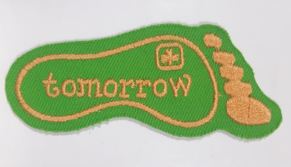 Girl Guides Tomorrow Green Foot Print Shaped 1 1/4" x 3" Embroidered Fabric Patch Badge