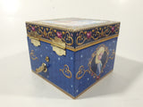 2013 Disney Parks Frozen Elsa and Anna Wind Up Musical Jewelry Box Plays "Let It Go"