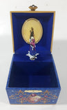 2013 Disney Parks Frozen Elsa and Anna Wind Up Musical Jewelry Box Plays "Let It Go"