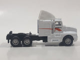 Maisto U-HAUL Semi Tractor Truck White Die Cast Toy Car Vehicle
