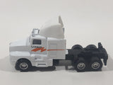 Maisto U-HAUL Semi Tractor Truck White Die Cast Toy Car Vehicle