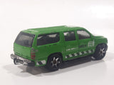 2010 Matchbox Construction 2000 Chevrolet Suburban Green Die Cast Toy Car Vehicle