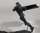 2013 DC Comics Superman Vs Zod Battle Display 12 1/2" Long