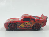 Disney Pixar Cars Lightning McQueen #95 Red Die Cast Toy Race Car Vehicle H6406