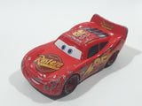 Disney Pixar Cars Lightning McQueen #95 Red Die Cast Toy Race Car Vehicle H6406