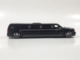Maisto Playerz Luxury Lincoln Navigator Limousine Black 1/64 Scale Die Cast Toy Car Vehicle