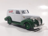 Lledo Promotional Model Eat Krispy Kreme Doughnuts 1939 Chevrolet Delivery Truck White Die Cast Toy Car Vehicle