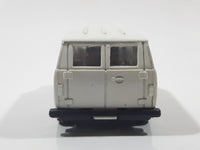 1988 Hartoy Coca Cola Coke Soda Pop Bedford Delivery Van White Red Die Cast Toy Car Vehicle