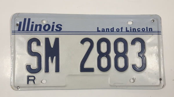 1980s 1990s Illinois Land of Lincoln 'R' Metal Vehicle License Plate Tag SM 2883