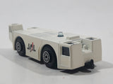 Welly No. 9513 JAL Japanese Airlines Airport Ground Support Airplane Towing Vehicle White Die Cast Toy Car Vehicle