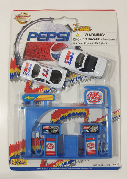1990s Golden Wheel Special Edition Pepsi Team Racer #77 Die Cast Toy Race Car Vehicles with Gold Gas Blue Gas Station Pumps New in Package